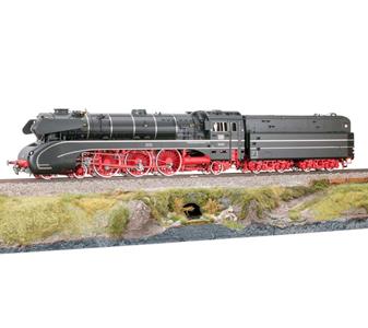 201842_Dampflokomotive DB BR10 Museum 101109 BR 10001.jpg